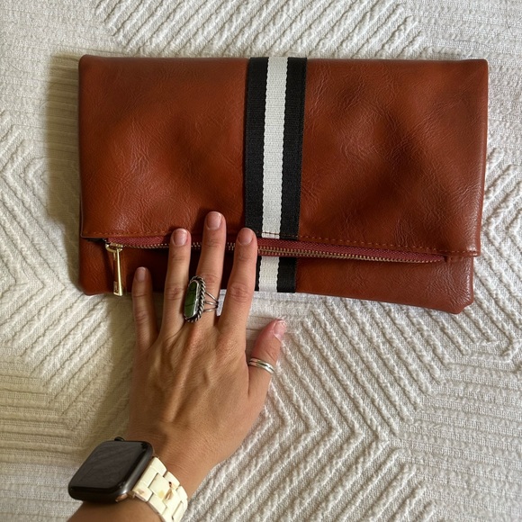 PREPPY STRIPE FOLDED CLUTCH - Picture 1 of 7